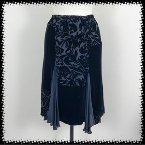 💕Beautiful Velvet Lace Patchwork Skirt💕